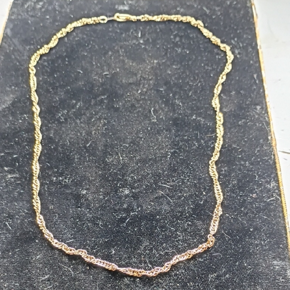 Elegant Gold 14KGP Chain Necklace